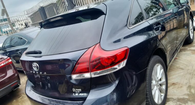 Toyota venza 2015