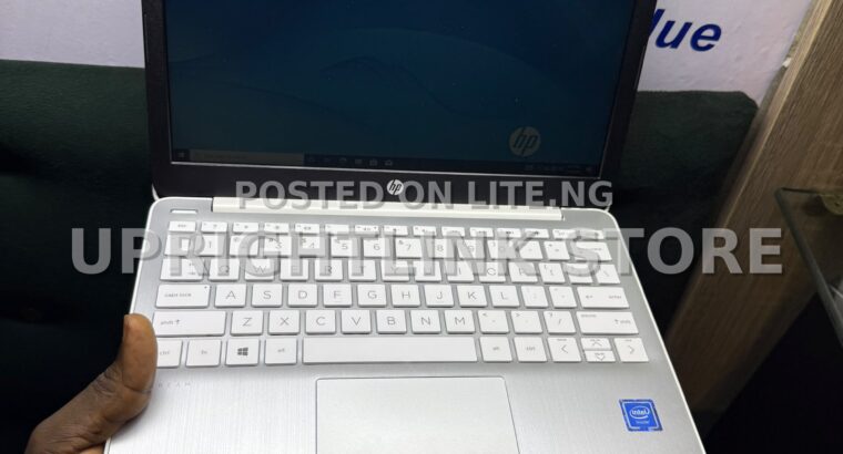 HP Stream White