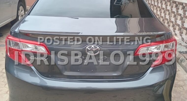 Foreign used Toyota Camry SE 013