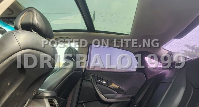 Naija used Hyundai grandeur 2011 model with panoramic view black on black