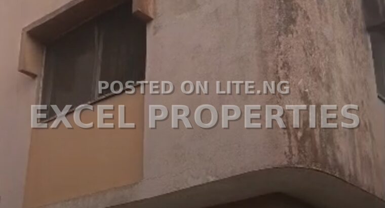 6 Bedroom Flats